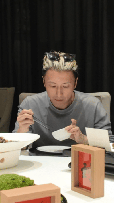 四川菜给谢霆锋上了一课四川菜果然名不虚传，连见多识广的谢霆锋都被狠狠征服！已经开