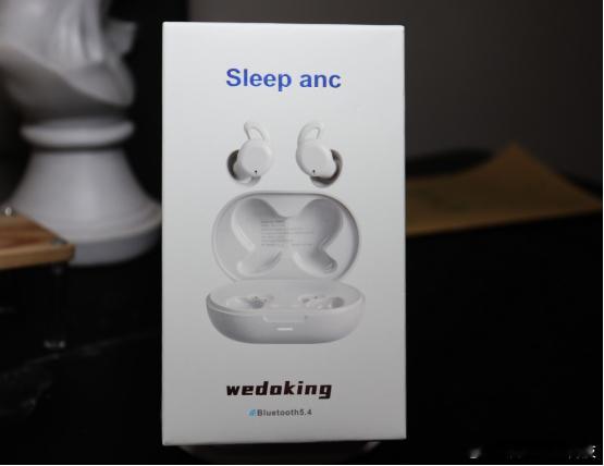 有没有睡眠浅的朋友懂这种绝望？ 家人震天的鼾声、窗外往来的车流、邻居半夜的细碎动