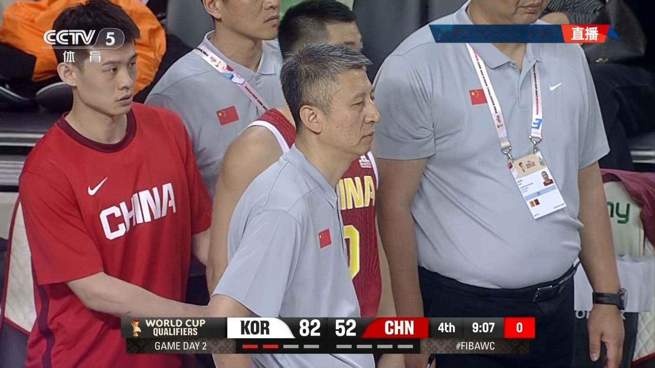 屋漏偏逢连夜雨今天状态最好的程帅澎崴脚下场了中国男篮vs韩国男篮