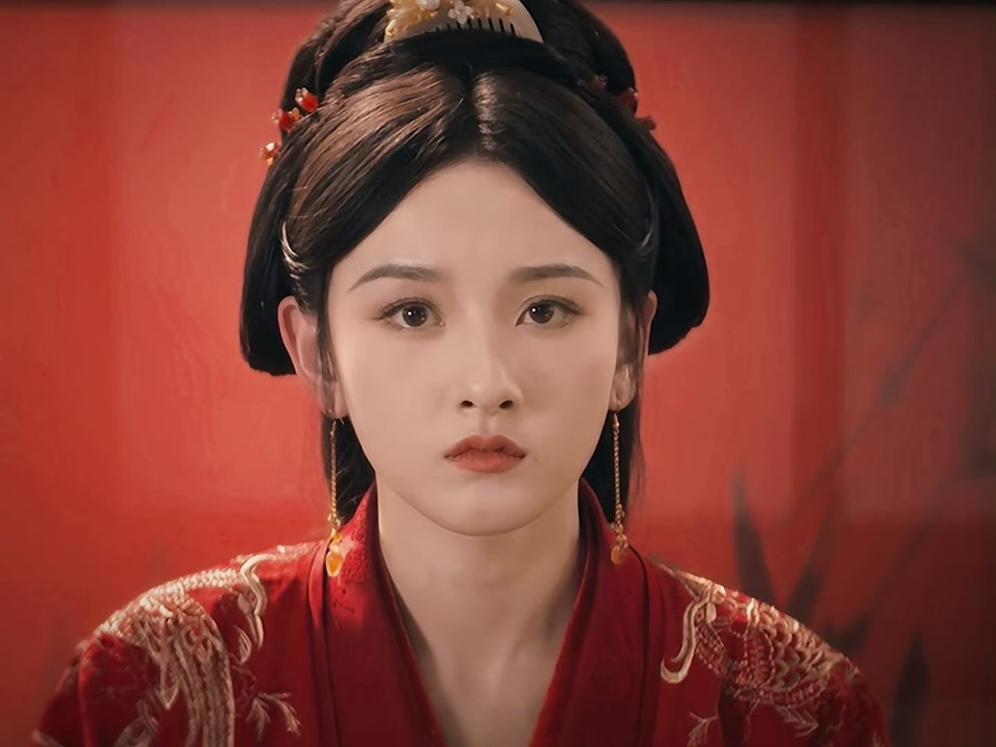 掀开帘子看到这样一张脸谁不心动掀开帘子看到这样一张脸 掀开帘子看到这样一张脸谁会