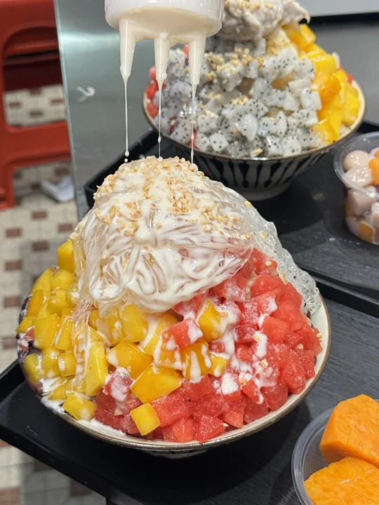 柳州｜小巷子里的潮汕老式冰！料多到离谱🍧