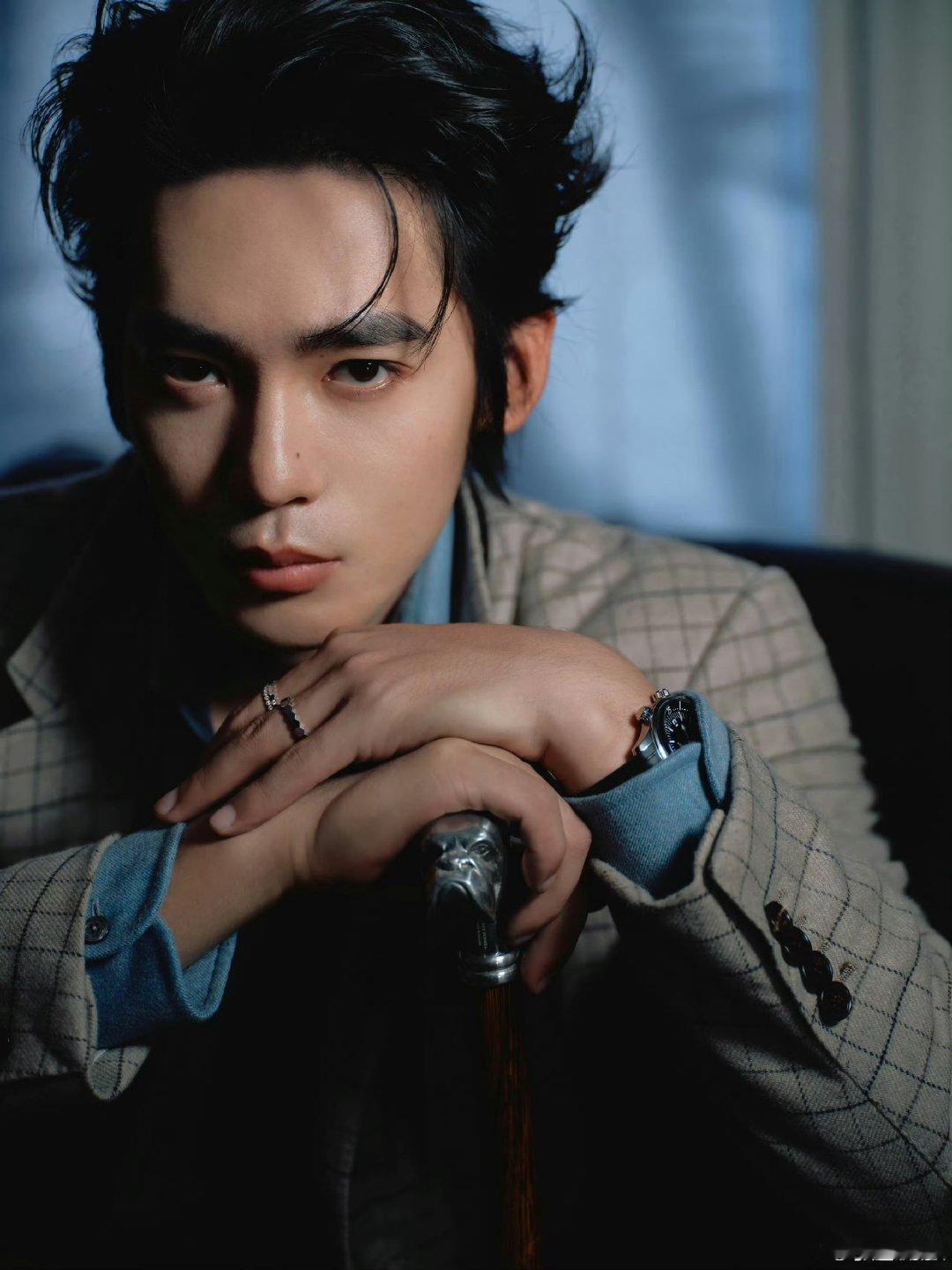 猎影者开通官微张小斐于适猎影者开通官微张小斐于适猎影者开通官微 