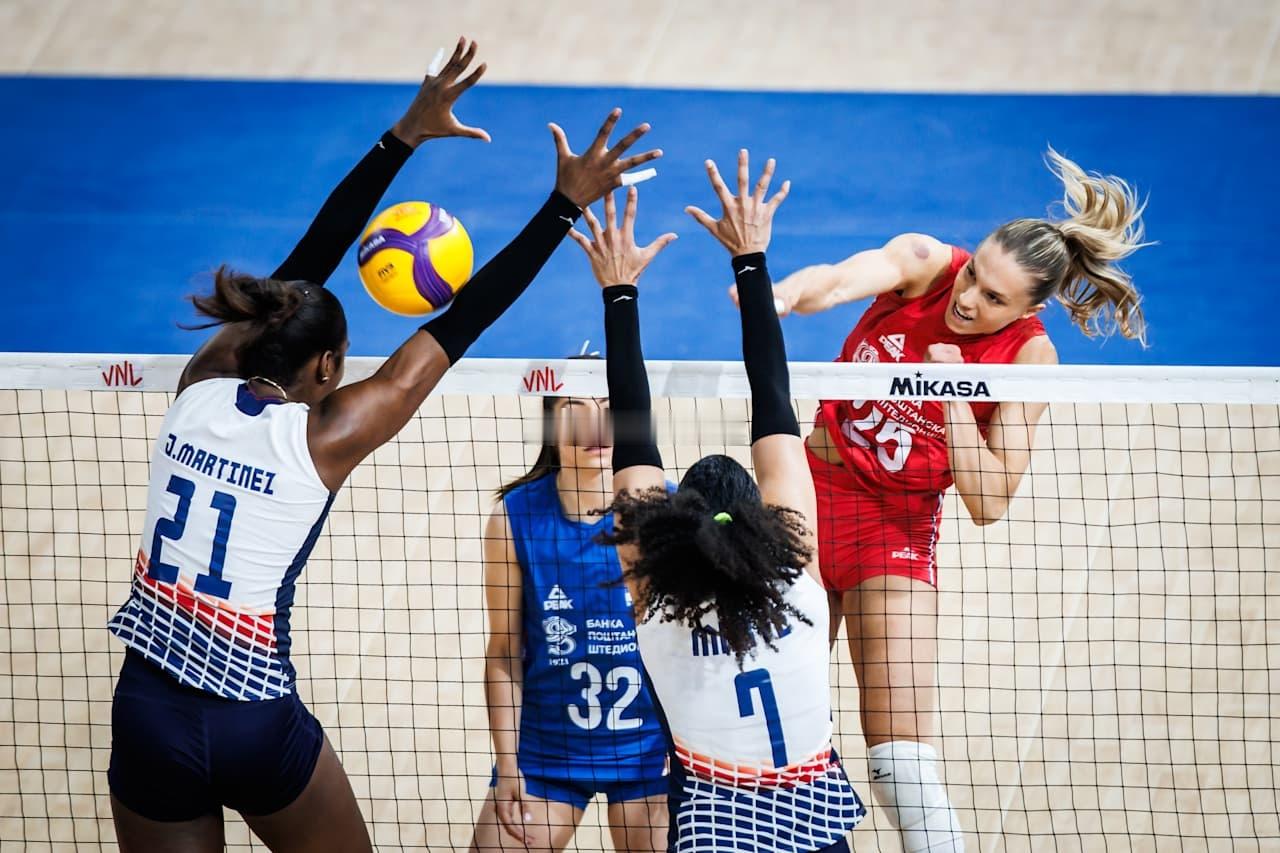 多米尼加女排0-2塞尔维亚女排第二局技术统计总得分：23-25进攻：14-15拦