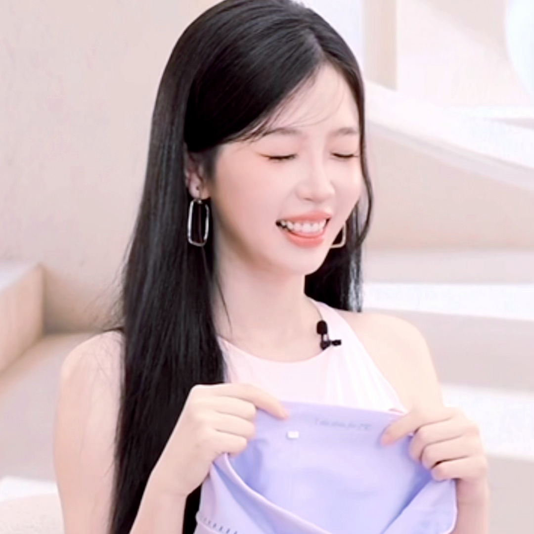 小猪 我一口把你吃掉