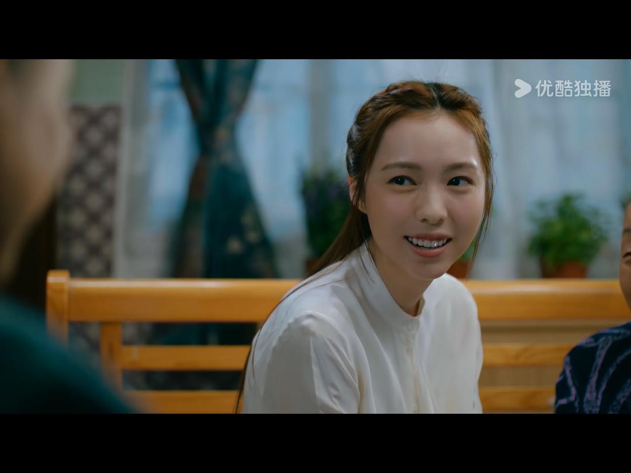 猜到了，盈盈那个神秘的男友，真的是潘奕风，难怪一直不敢带着见家长。
两人第一次见