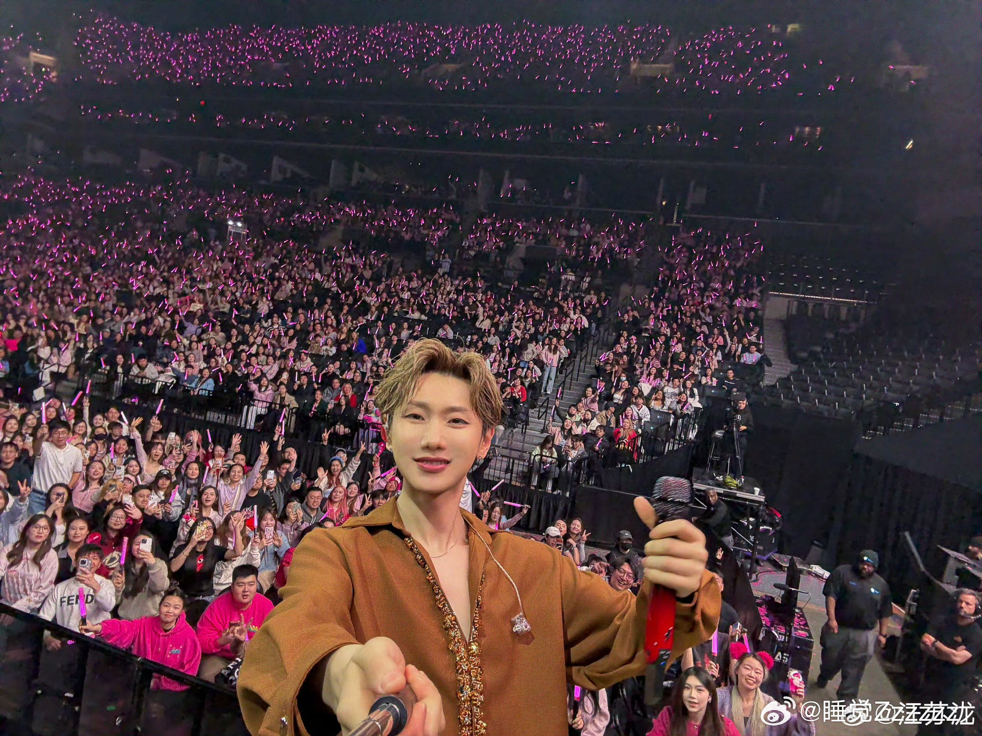 汪苏泷说音乐没有时差汪苏泷的真诚从不让人失望，时差挡不住热忱，一句音乐无时差，道