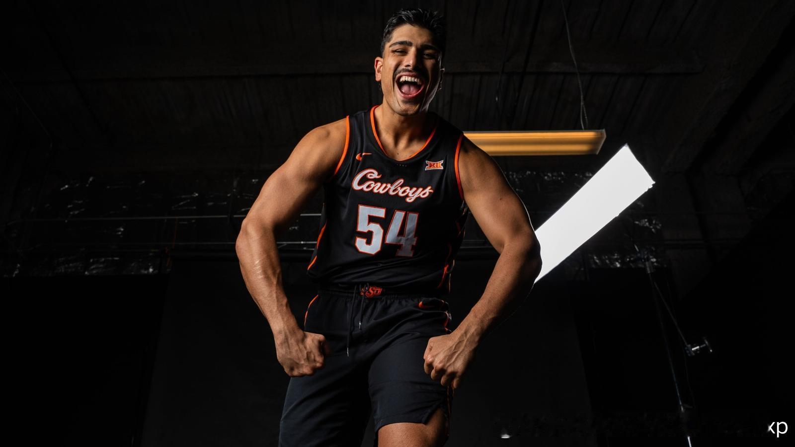 伊朗内线Parsa Fallah(2003-208cm-PF)对阵大峡谷大学全场