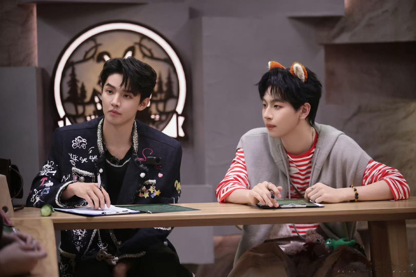 周峻纬在森林把心理学玩到极致 谁看了不说一句周峻纬真的太适合这个《森林进化论》了