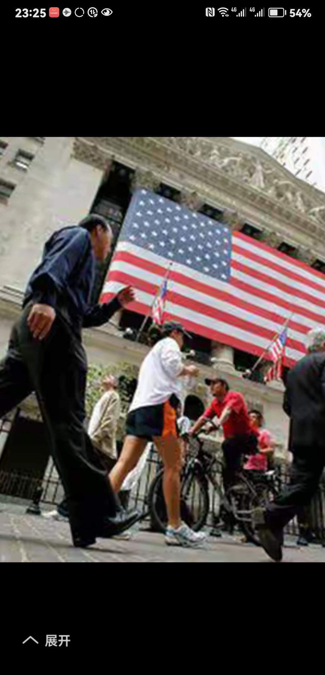 美国霸权的大厦竟然是一座危楼！特朗普是房地产商出身，他要发挥他的专业，想把这座大