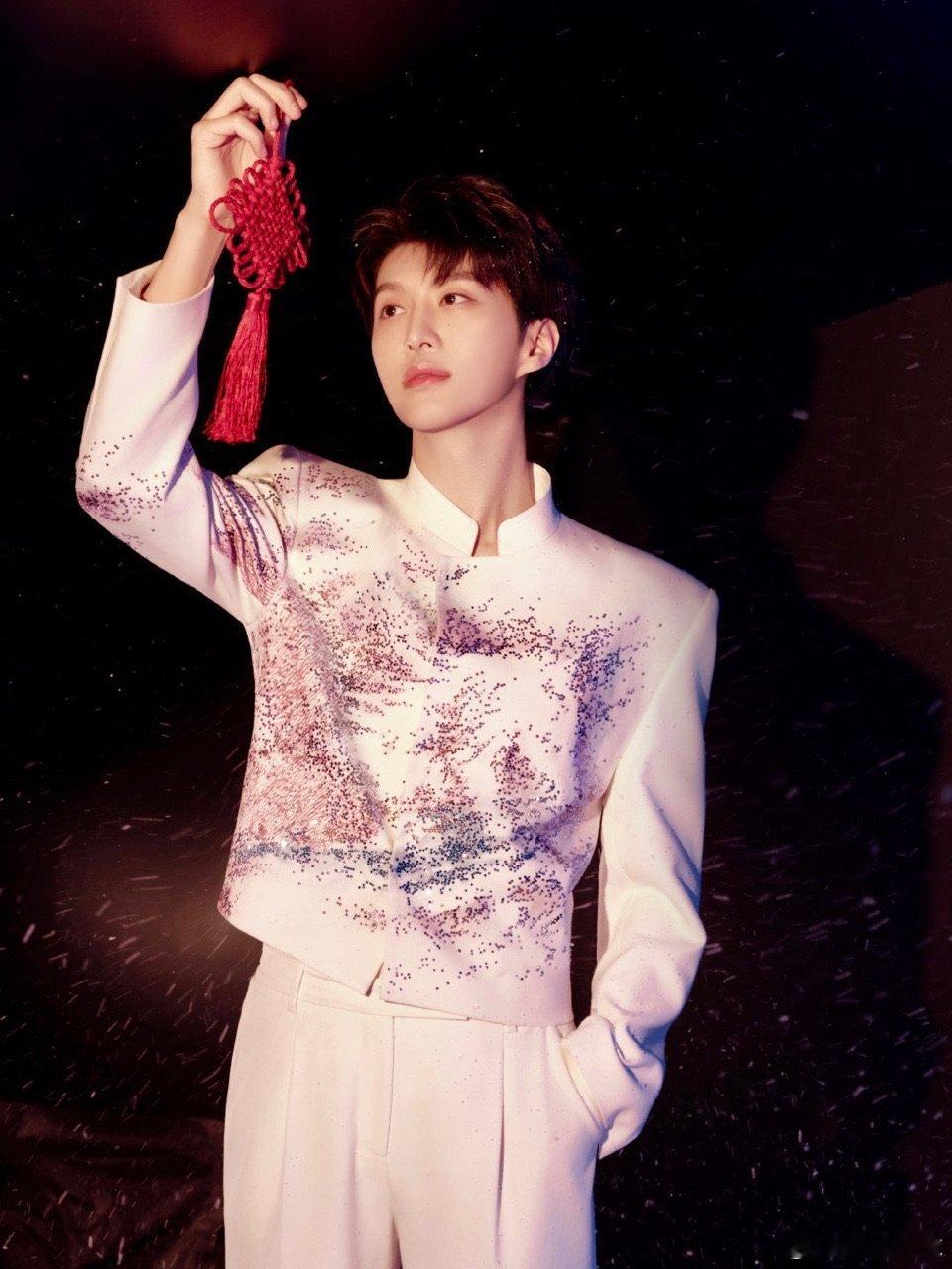 范丞丞山东人血脉觉醒 黄子弘凡：我可能错，兄弟不可能错！团魂直接拉满！ 