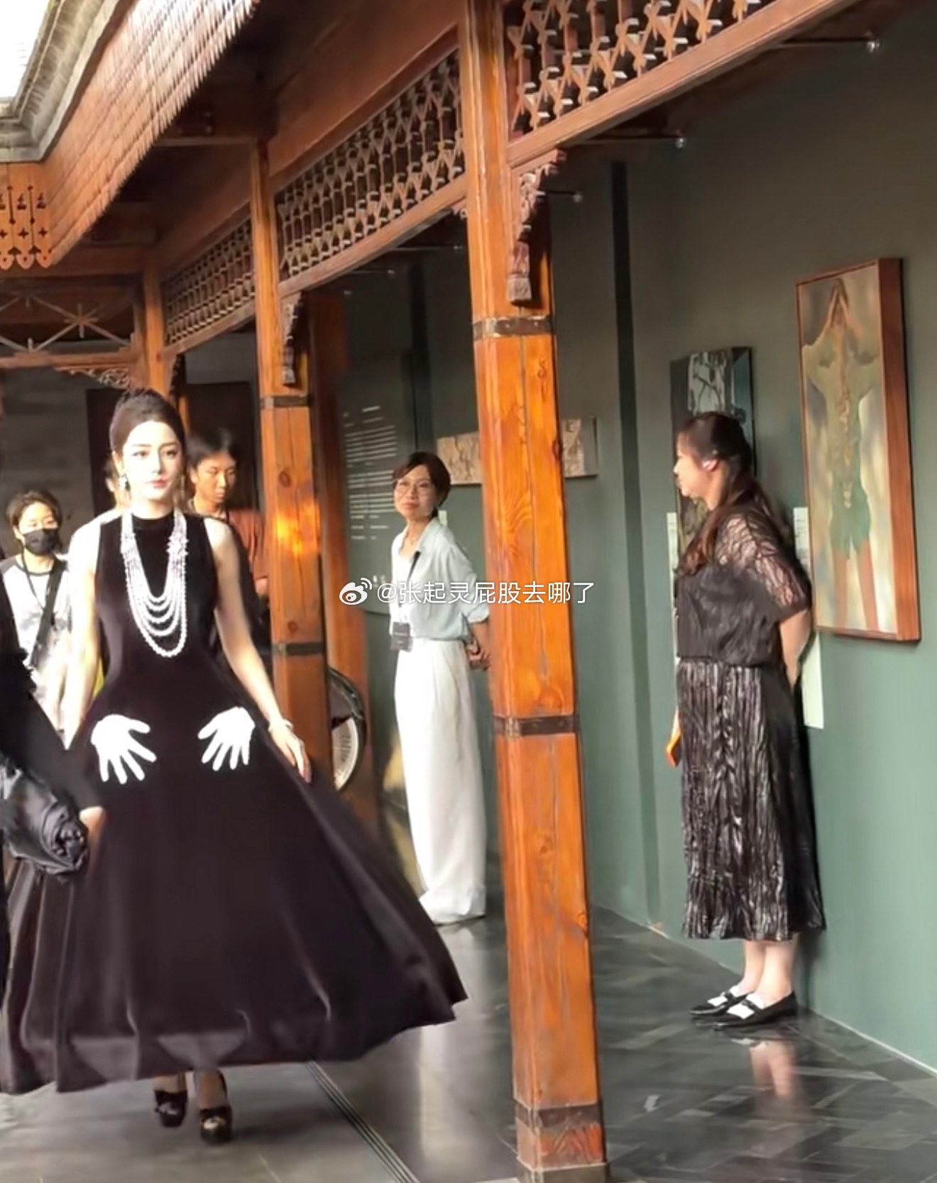 连光都偏爱迪丽热巴… 