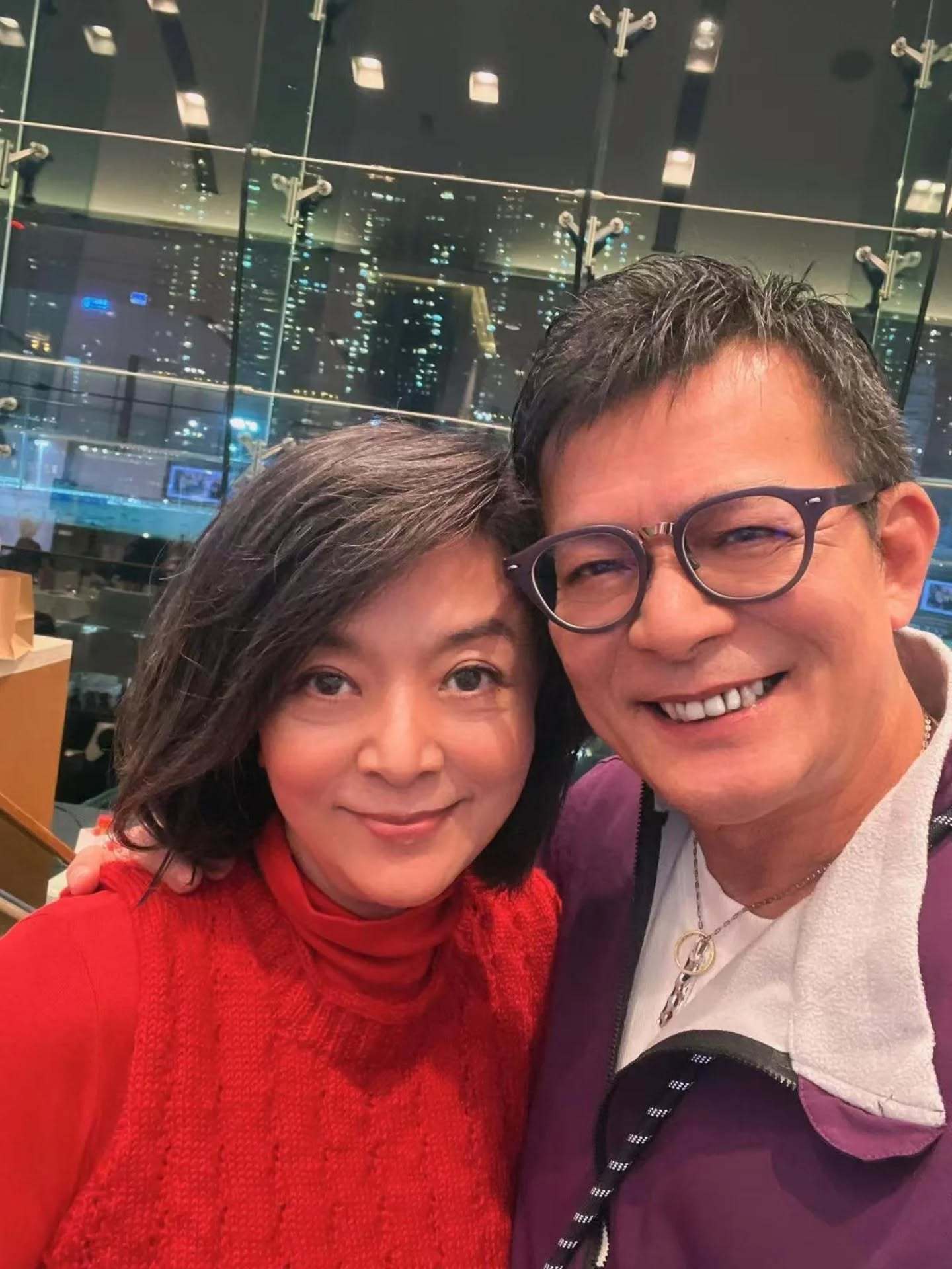 陈玉莲和黄日华，王语嫣与虚竹。 