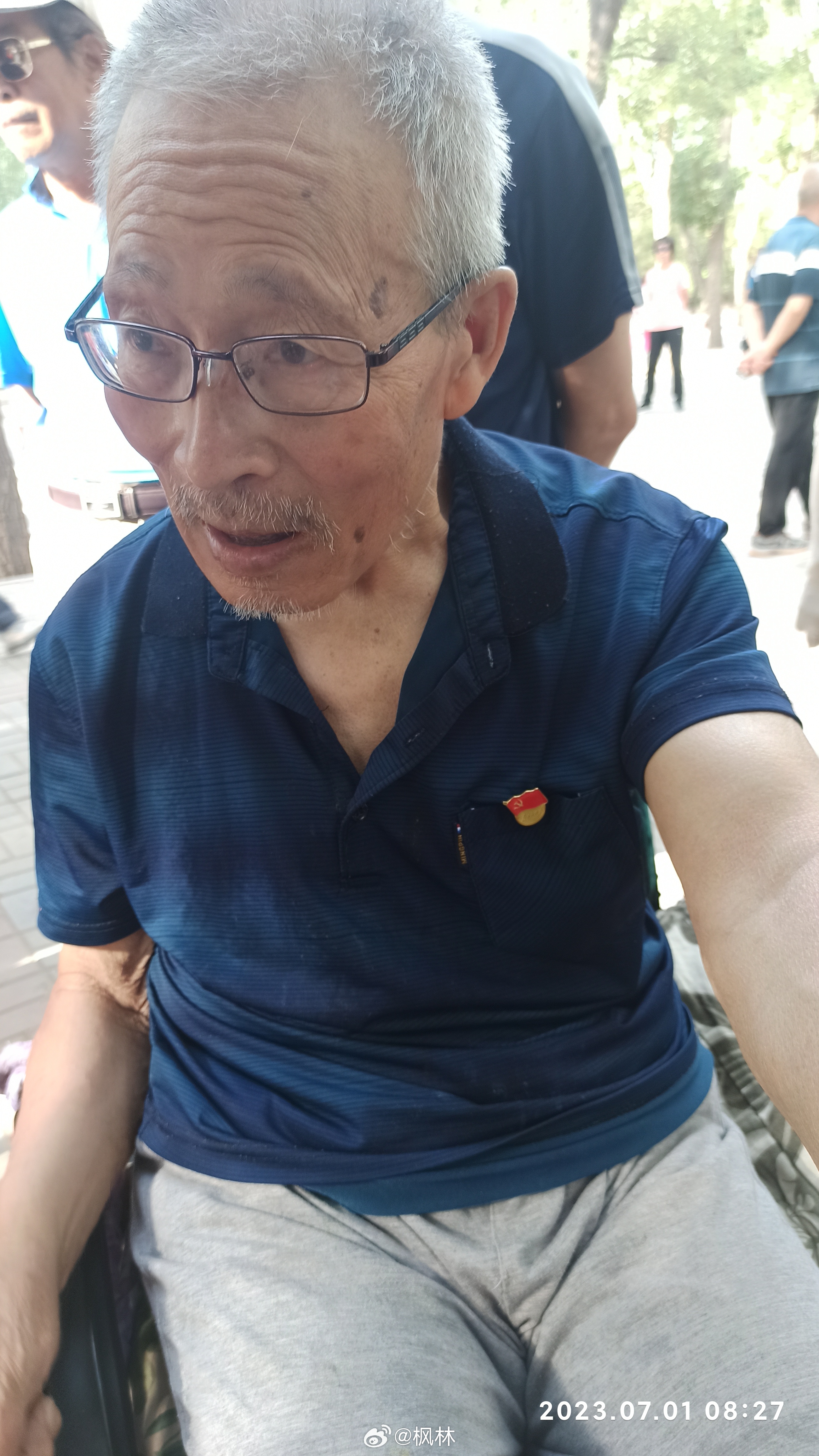 好多我都一直不知道，关于我父亲蒲洪章的事儿。许因为他是党员所以有些事不会提，比如