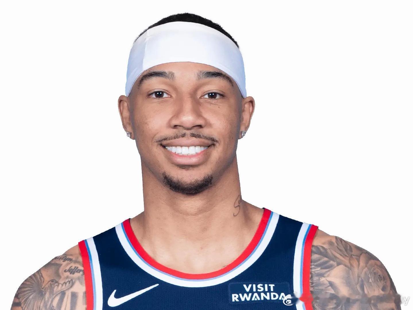 最近6场比赛，乔丹米勒场均15.0分2.8助1.8断，命中率56.3%，三分命中