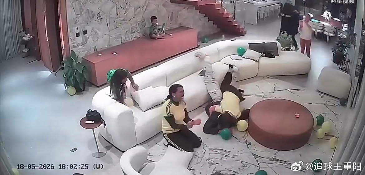 完全可以理解！毕竟年龄摆在那里，能参加一届世界杯是极不容易的……不是每个人都是诺