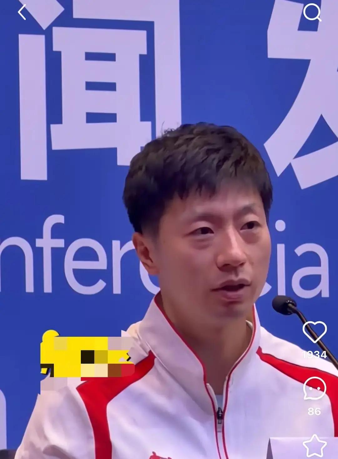 马龙：感谢这个时代 希望我们一切变老。

樊振东和马龙赛后拥抱感人至深！说真的，