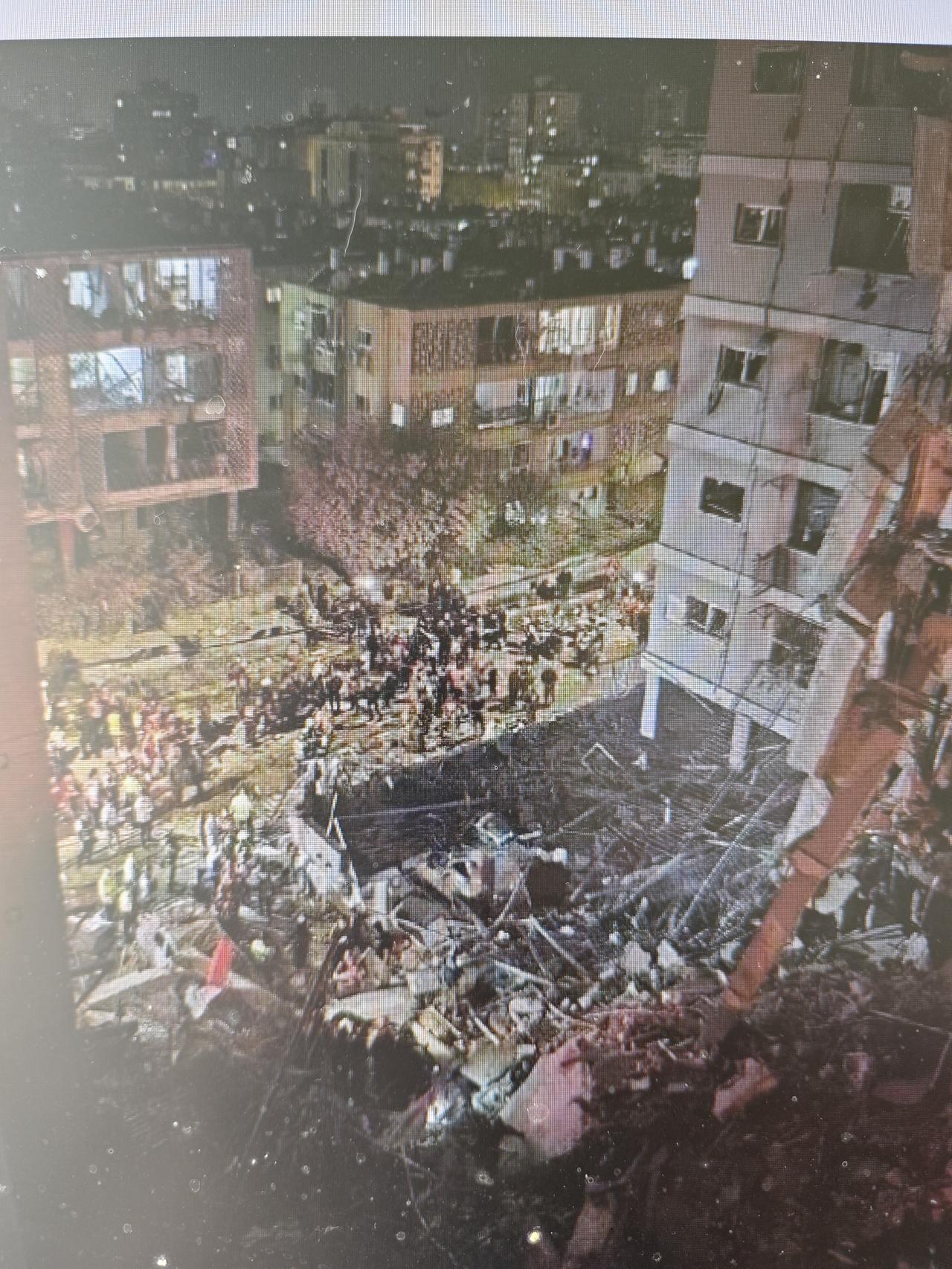 伊朗抓住了“蛇七寸”

美军中央司令部当地时间3月21日通报，到目前为止，已经打