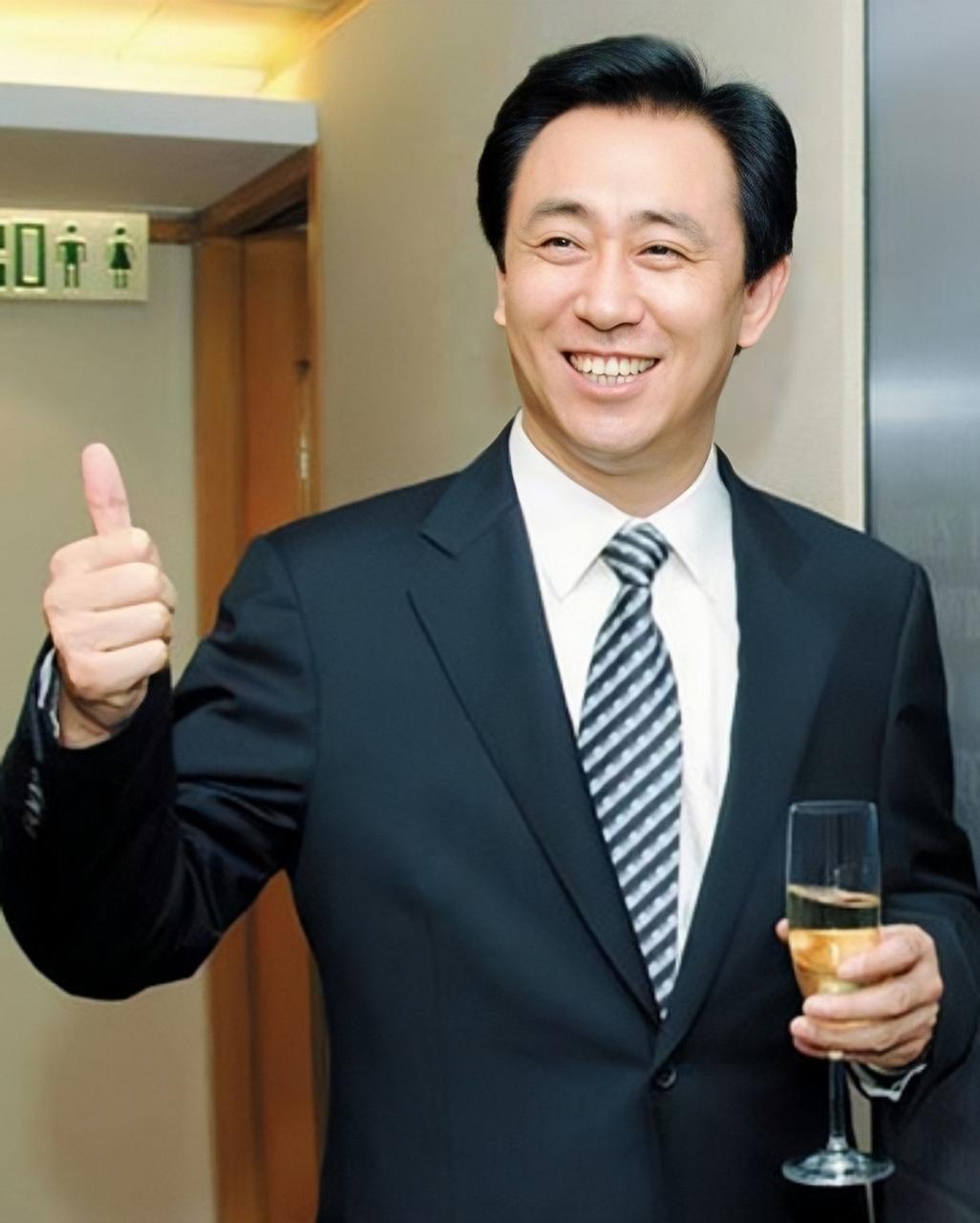 为什么许家印最后的希望一定会破灭？
香港法院在审理中国恒大的案子时，多次要求许家