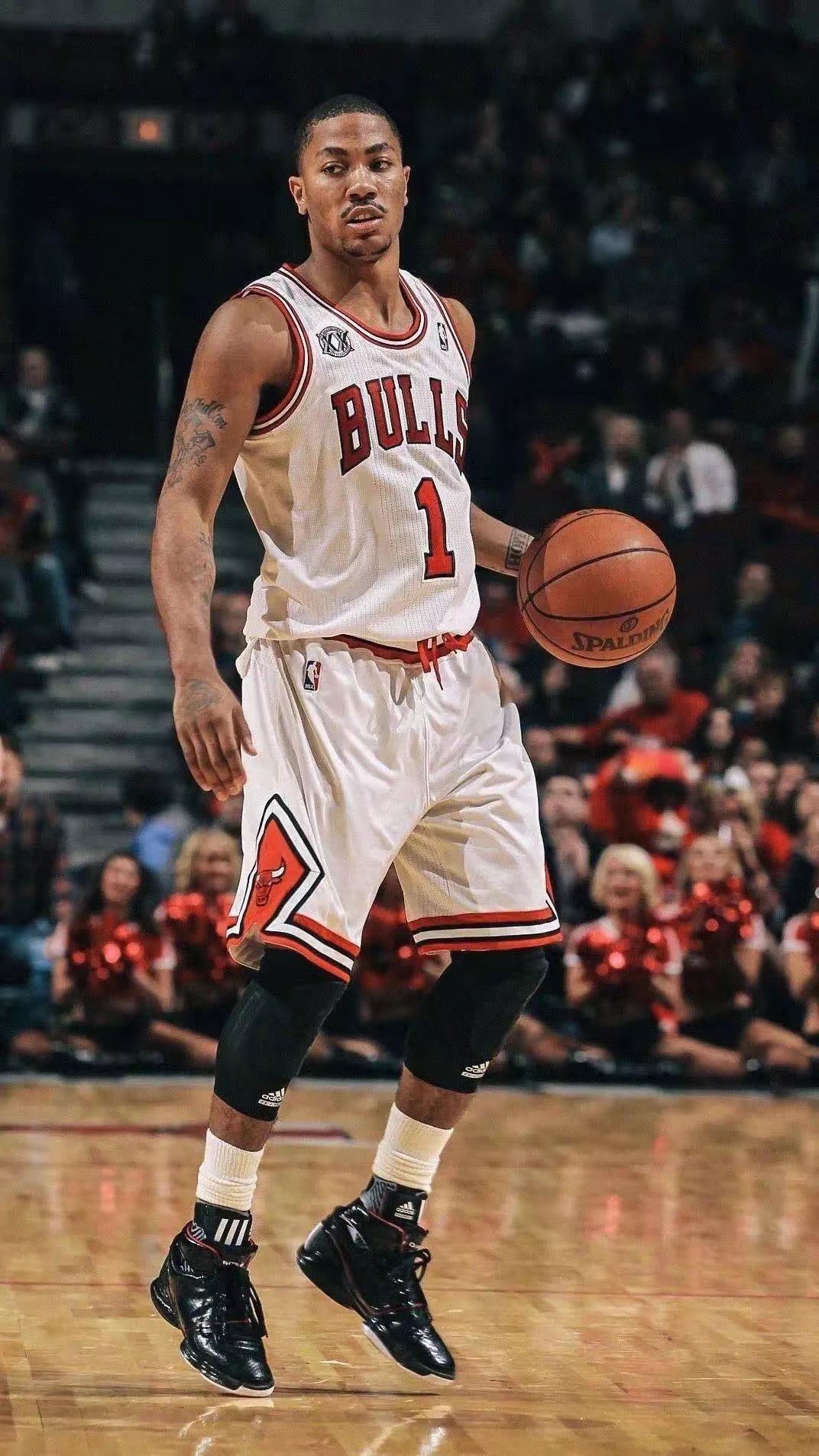 祝贺你风城玫瑰，德里克.罗斯今日球衣退役！永远的一1号芝加哥之子。罗斯的职业生涯