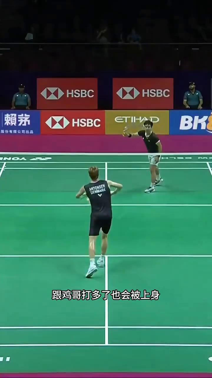 跟鸡哥打多了也会被上身。
二六世锦赛安东森对阵爱尔兰的阮日，这名字一听就是越南拉