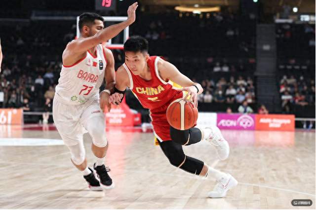 亚运男篮小组赛：中国男篮 105-59 大胜巴林 斩获小组赛两连胜