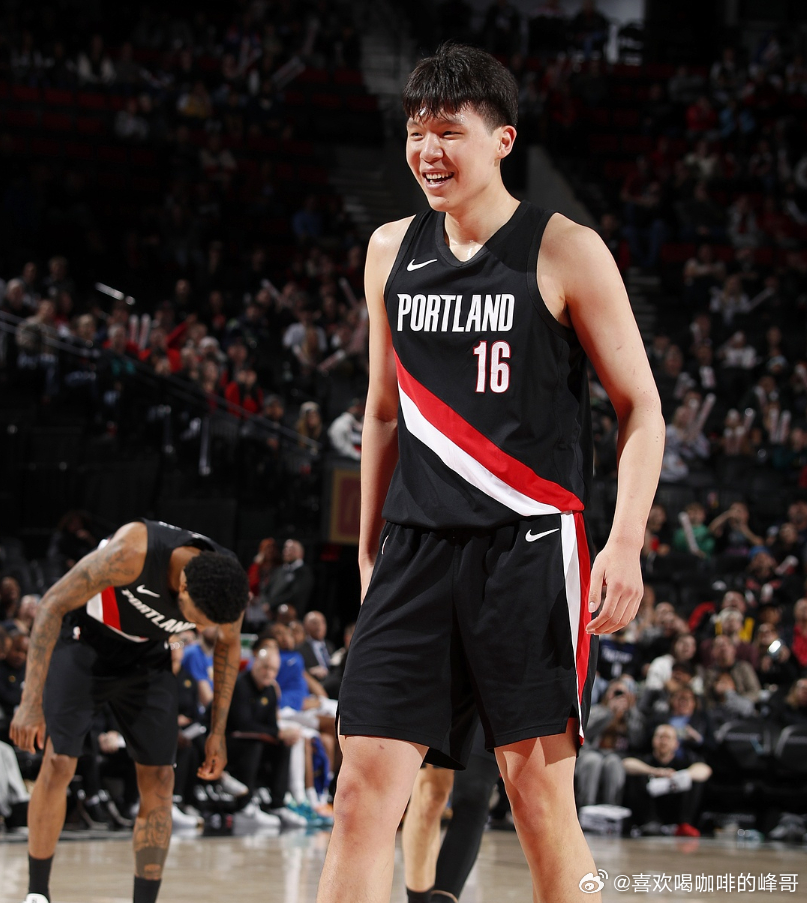 开拓者队记Sean Highkin近日参加了播客节目《Around the Be