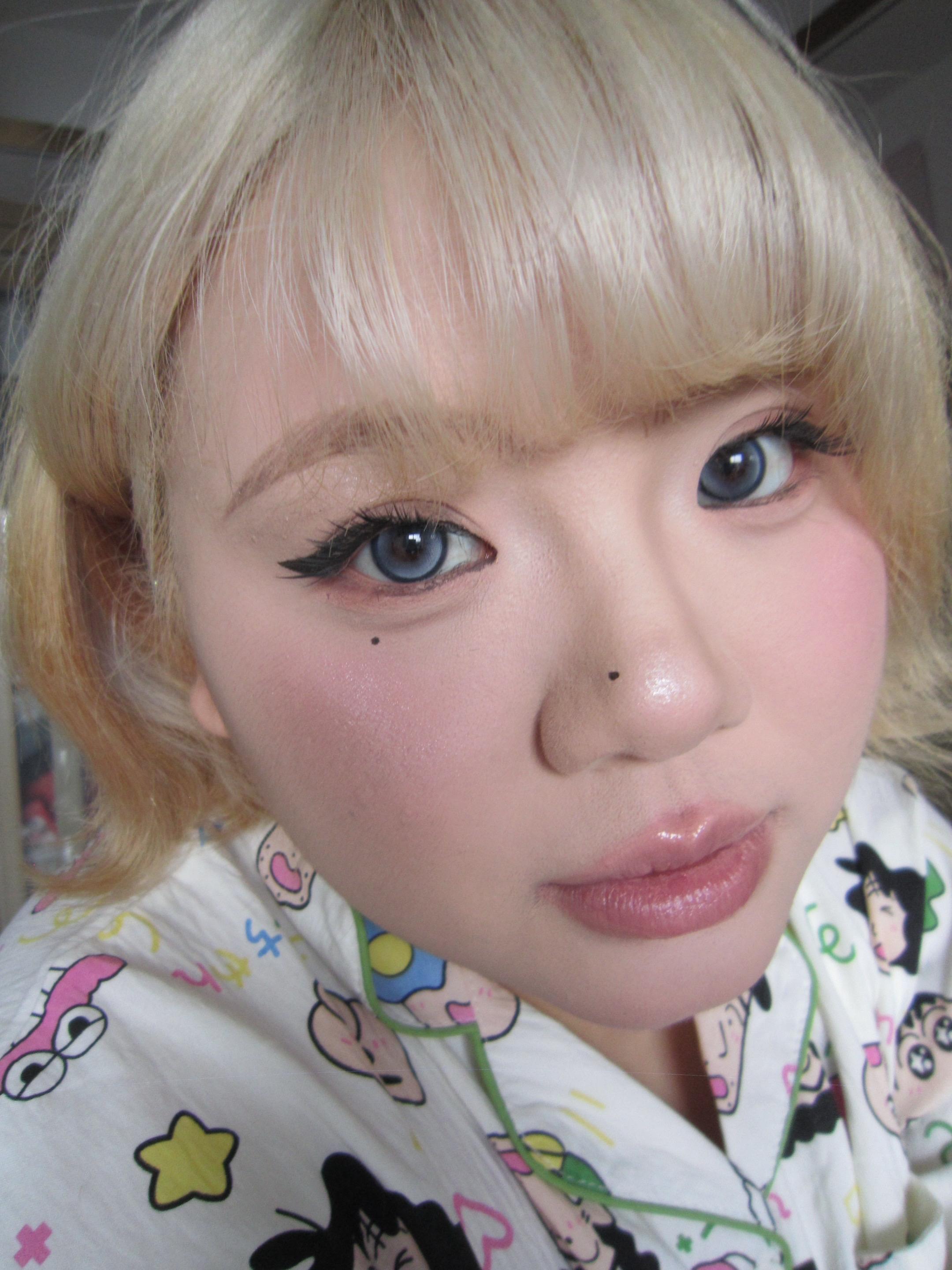 触景伤情 弹着思念的钢琴