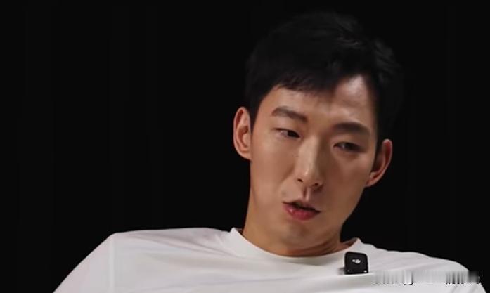 NBA情报局10月09日讯

周琦在节目里首度揭秘当年被火箭裁掉的内情，一席话撕