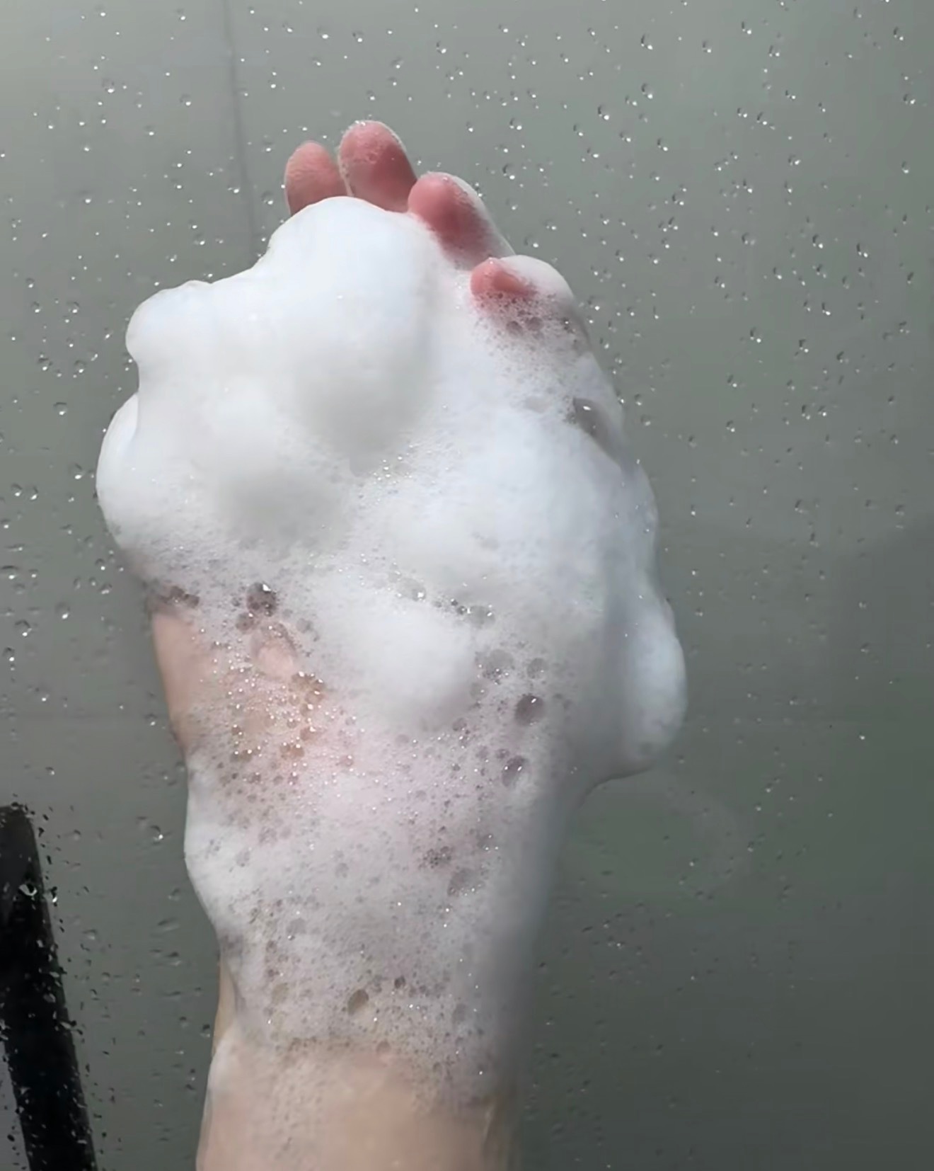 皮肤好是可以洗出来的别忽视洗脸的重要性，温和清洁疏通毛孔，远离暗沉粗糙。用心做好