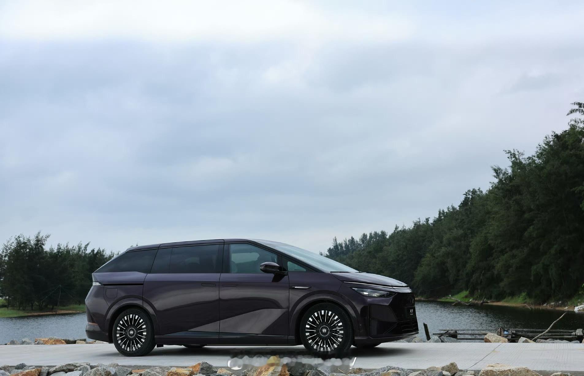 确实产品力一下就上来了不可否认，总结几个吸引人的点，当然排出价格哈当下还不知道；