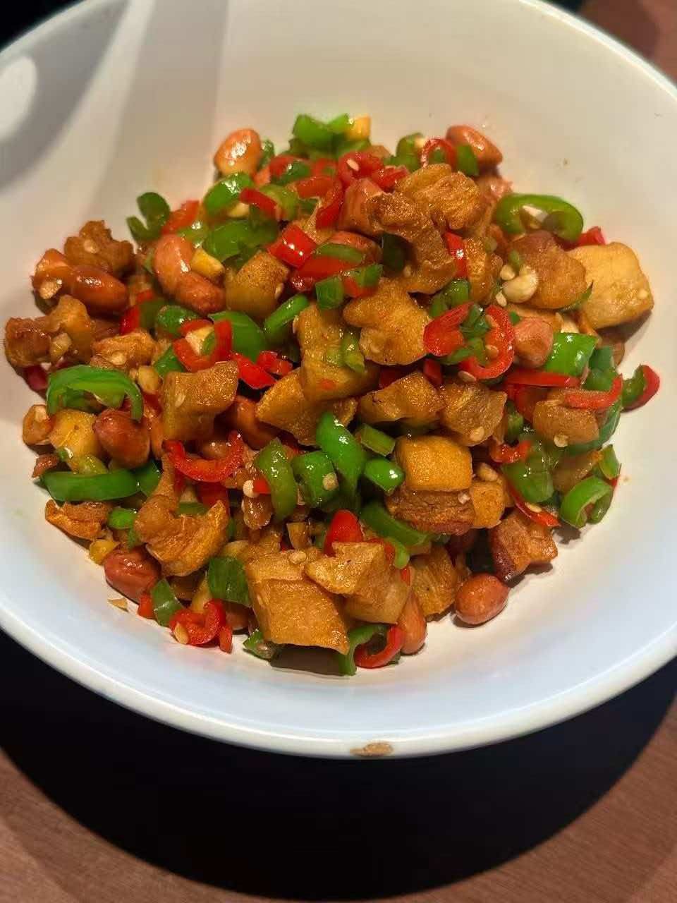 摆烂归摆烂，到了饭点得吃饭