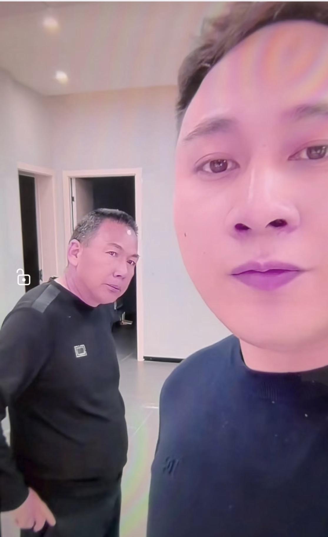 老杨（小杨他爸）就是坏，就是报应！1. 从头到尾逼离婚、骂石头从石头生完孩子、月