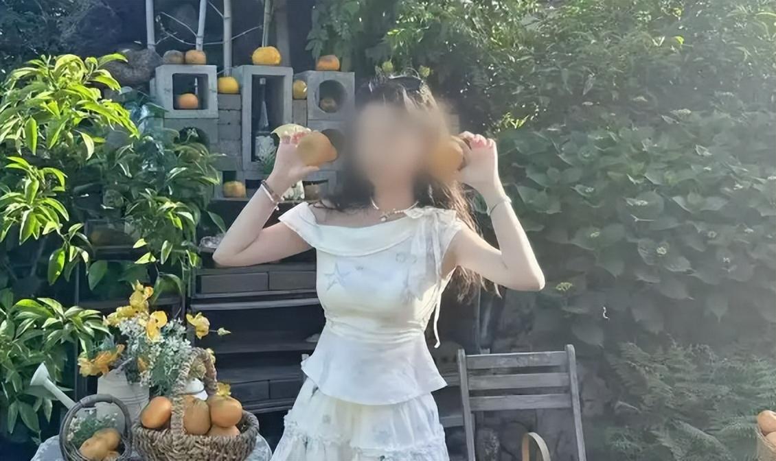 凶手，原来是她的老师！他就是30多岁的中国籍朝鲜族教师～郑昌圣！

25岁留韩女