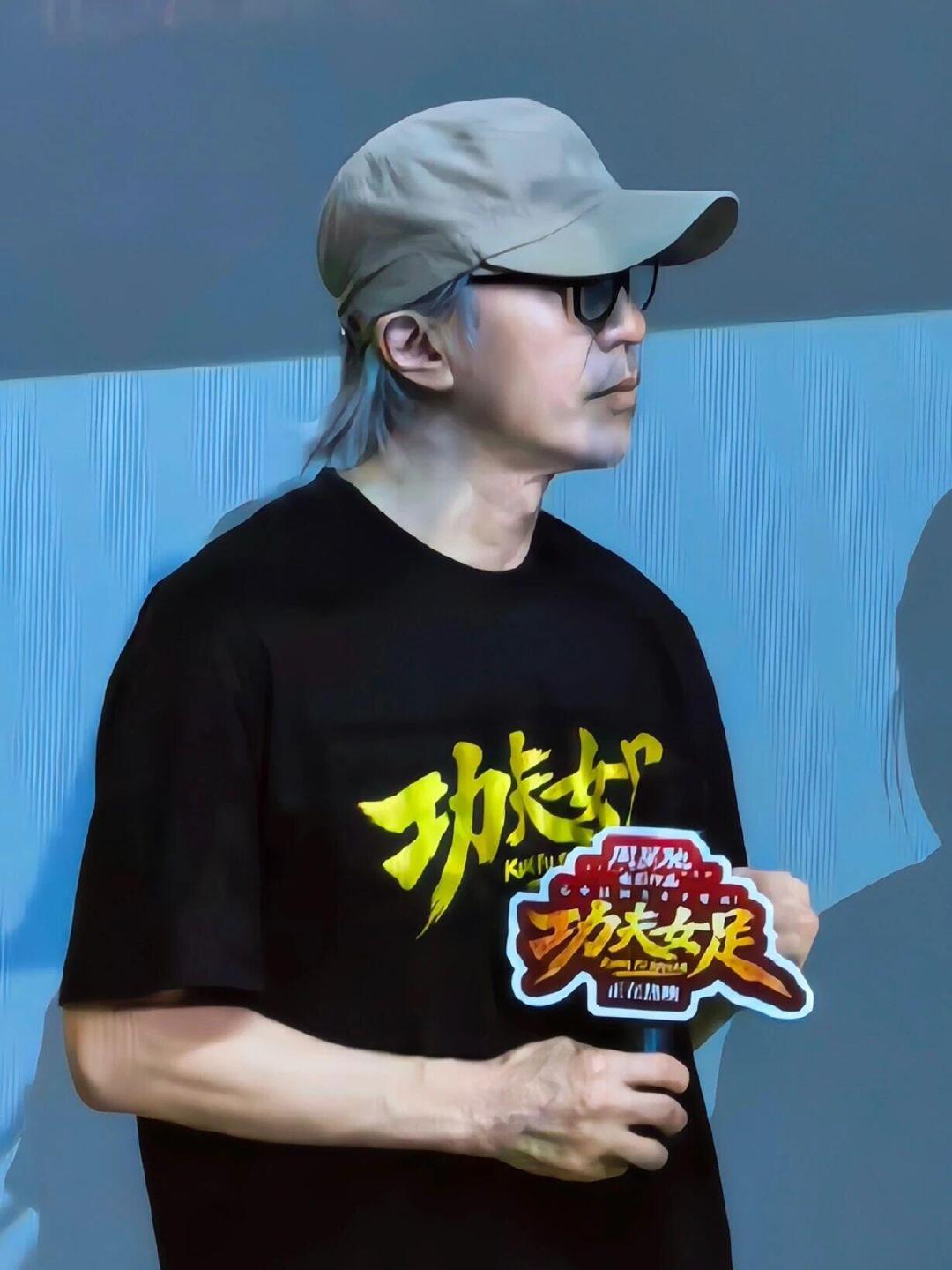 周星驰不太享受在镜头前表演了周星驰合适的年龄做合适的事不必执着等待周星驰再度登台