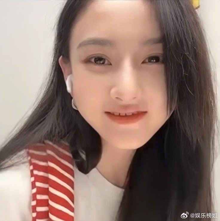宋祖儿刘宇宁直播状态《折腰》剧组直播，宋祖儿刘宇宁直播状态看都来都很好啊！两人直