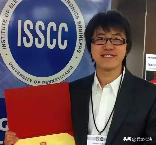 美国砸天价奖金、送永久绿卡，排队疯抢一个中国留学生。

这个中国留学生太争气了。