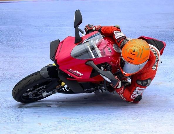 中国机车，赛道“爆”出最强音！
2026年3月底，WSBK葡萄牙站风云突变，中国