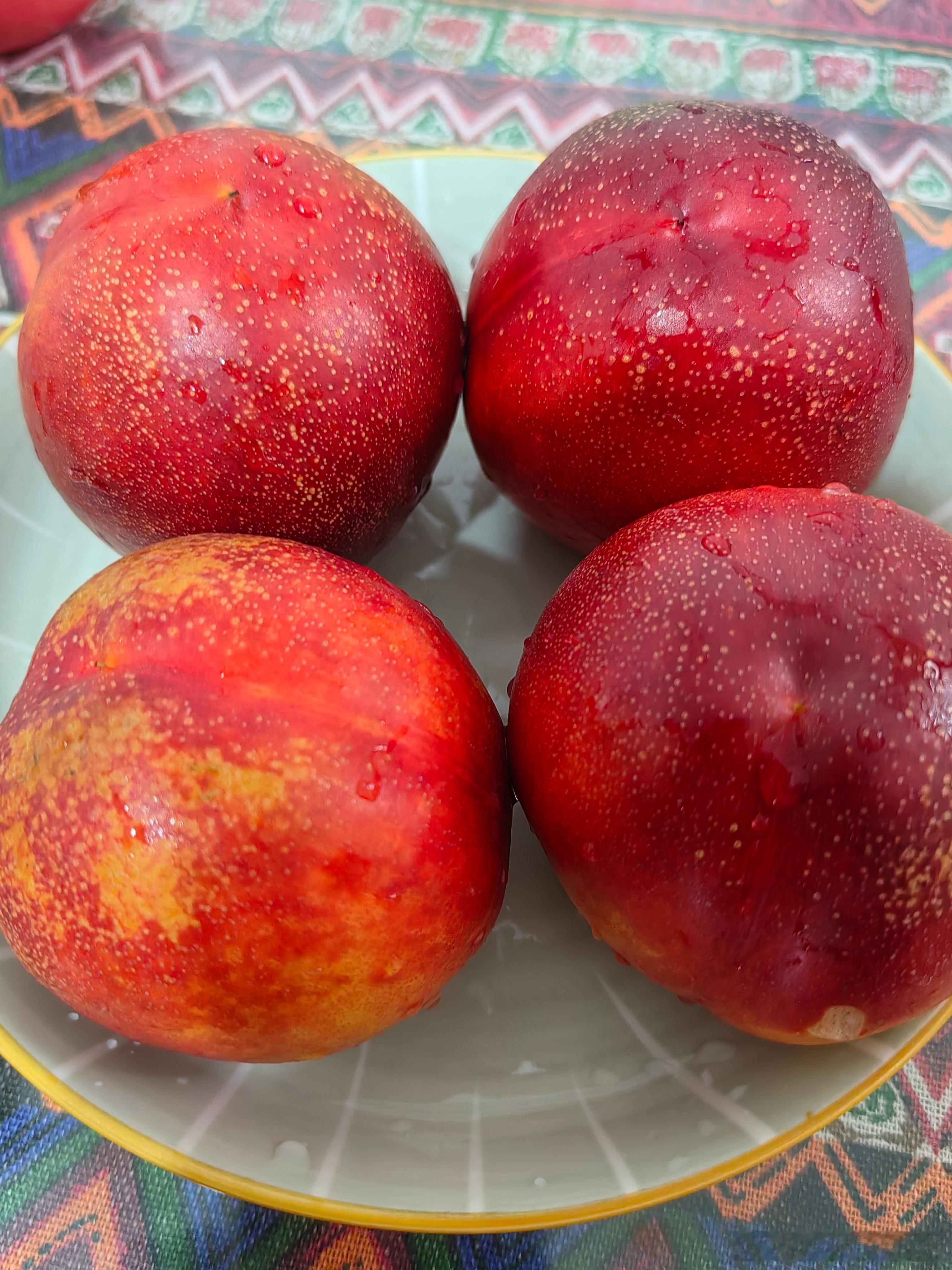 好漂亮的桃子🍑🍑🍑 