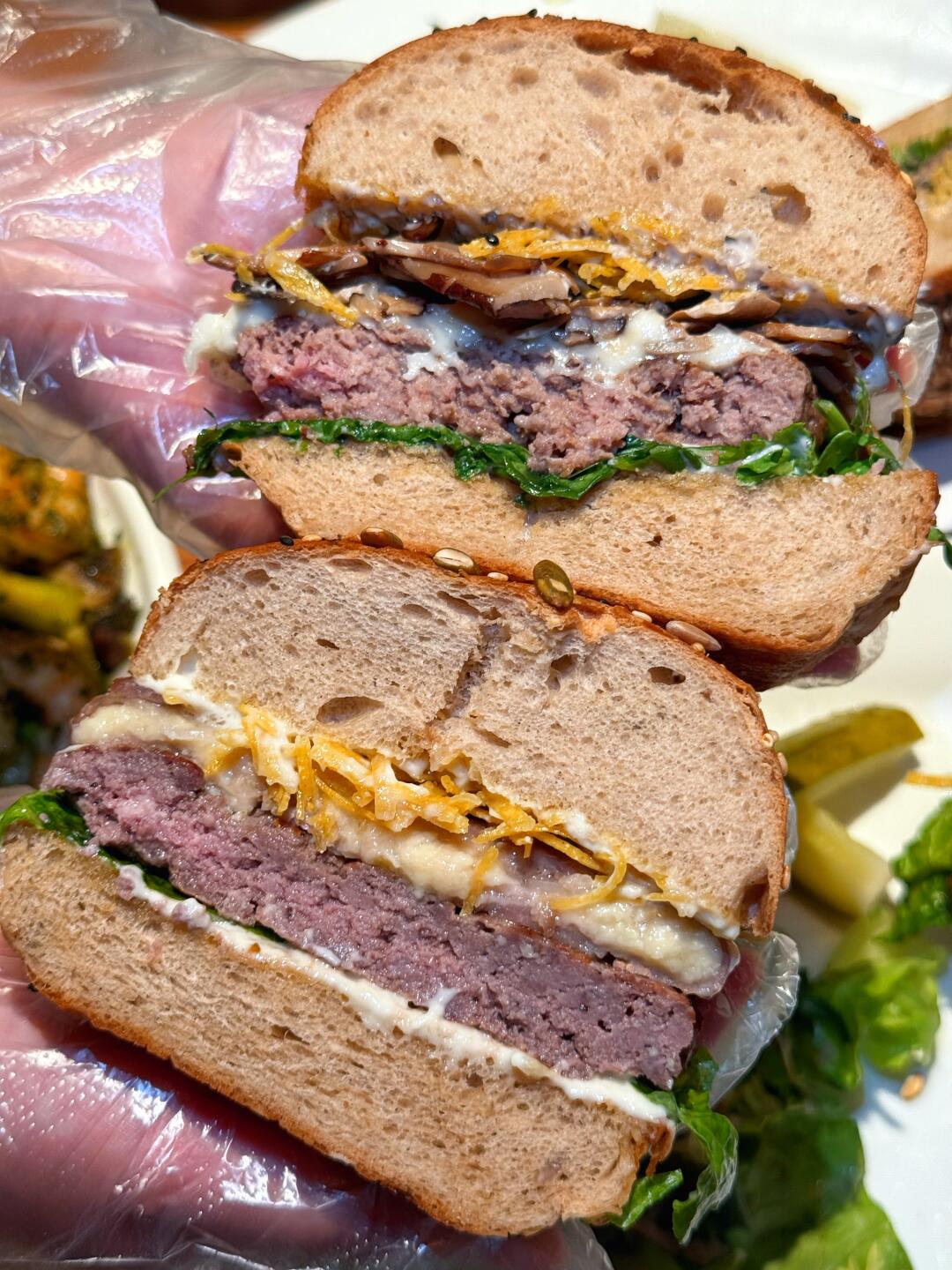 京A这俩汉堡❗我能啃到天荒地老🍔