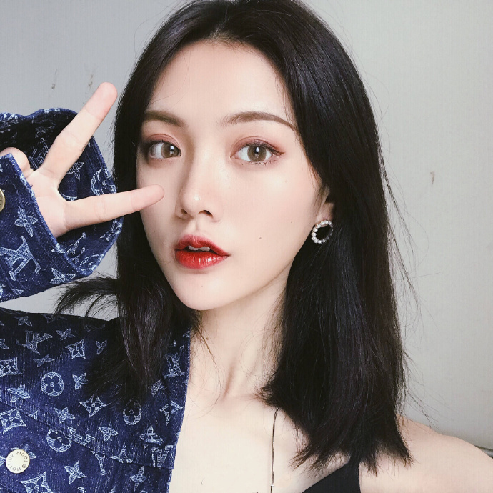 “  一生所求 爱与自由 你与温柔                       