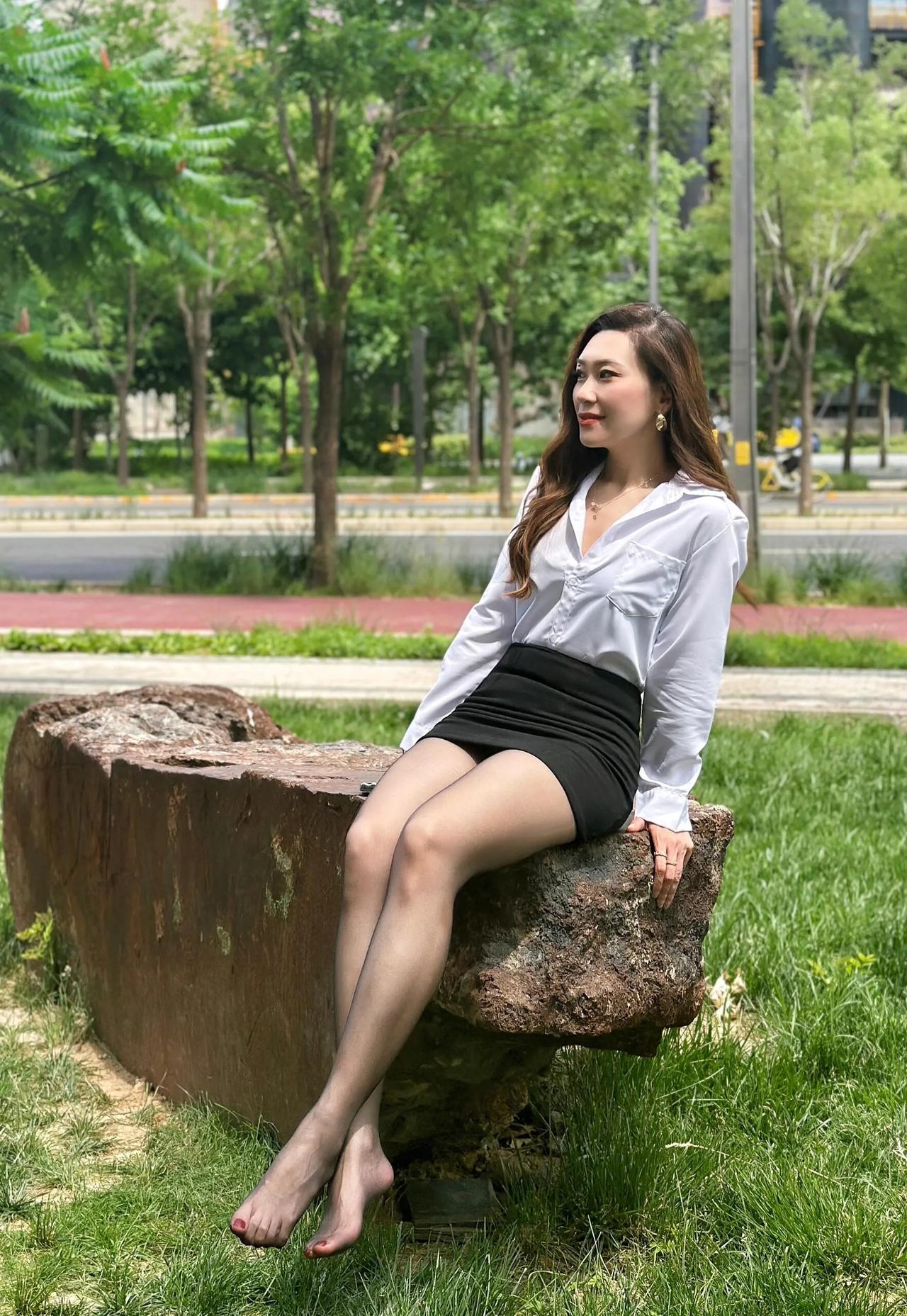 时尚高跟鞋，优雅女人味十足