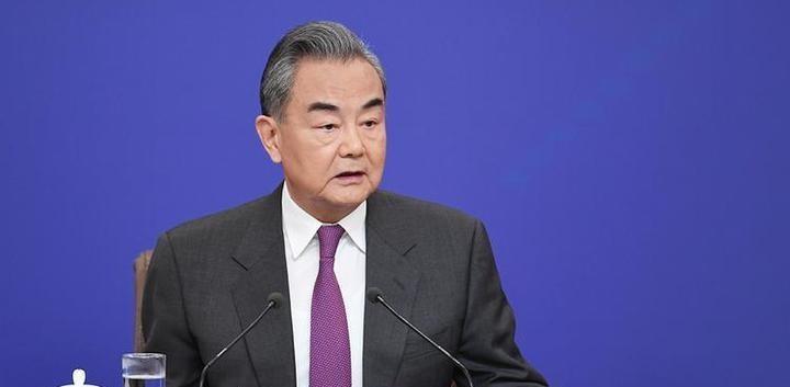 全球棋局，一步一新。我是老墨，与您纵览世界大势。这几天，东京的政客们估计心里挺不