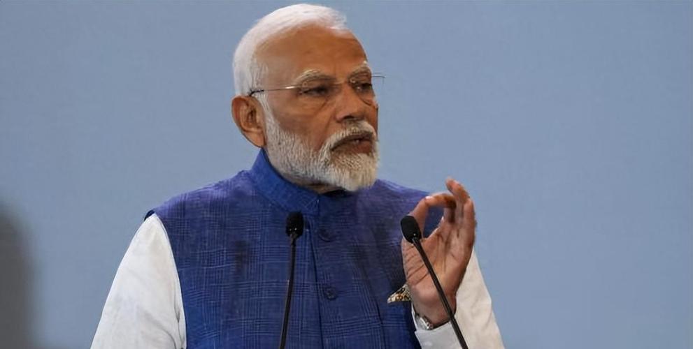 惊天危机！印度战略石油储备仅剩9.5天，“南亚大国”一夜之间陷入民生恐慌，曾经在