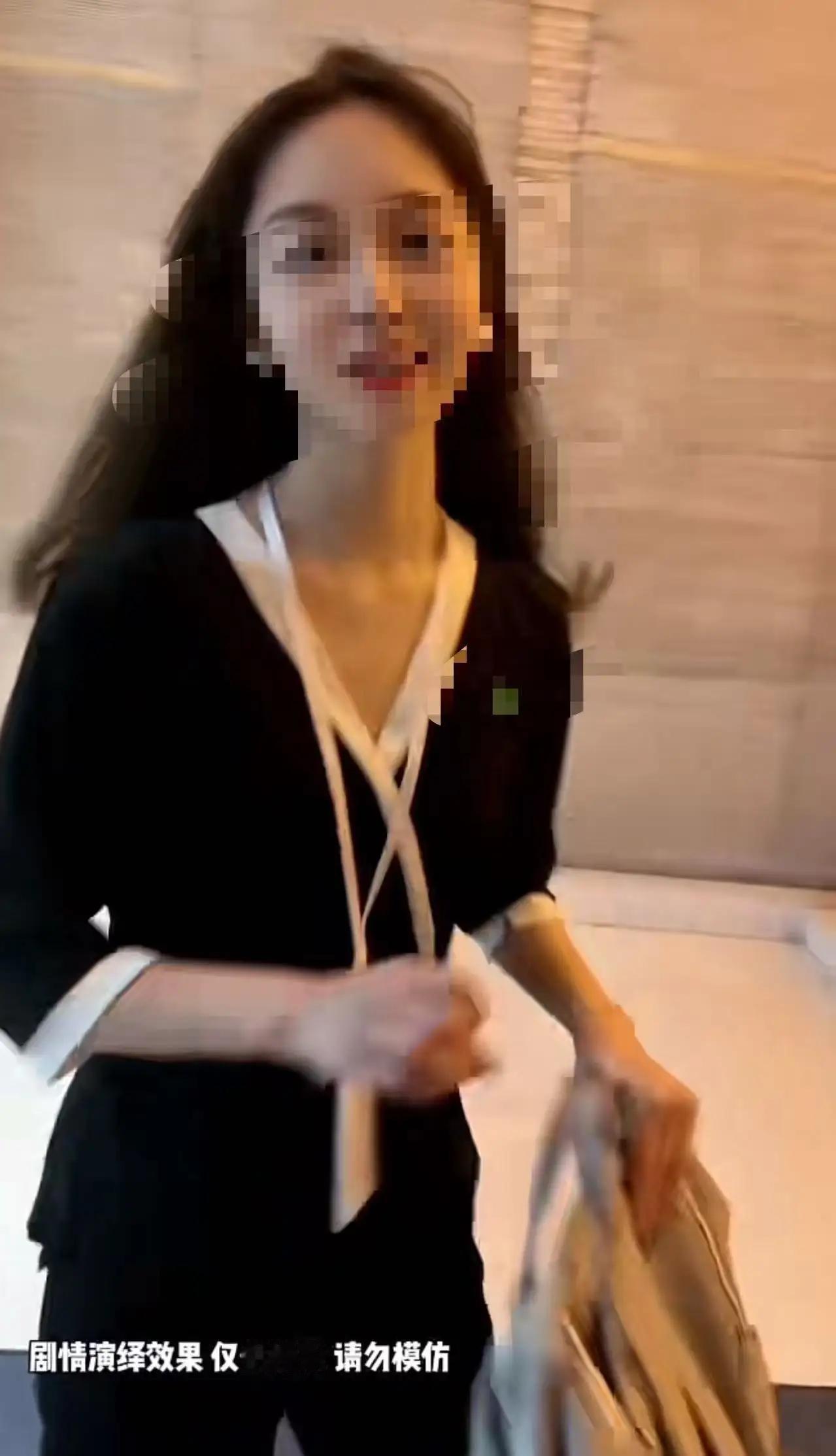 这个段子太扎心了！月入3万的程序猿，叫了 一个“按摩女”上门服务。期间，程序猿炫