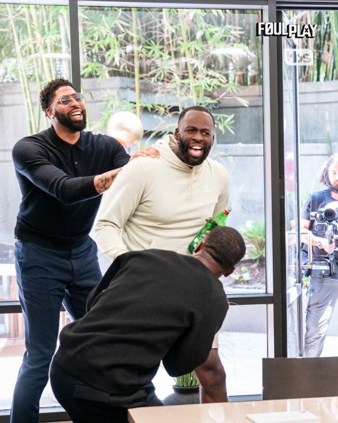 《Foul Play with Anthony Davis》发布预告，将在4月6