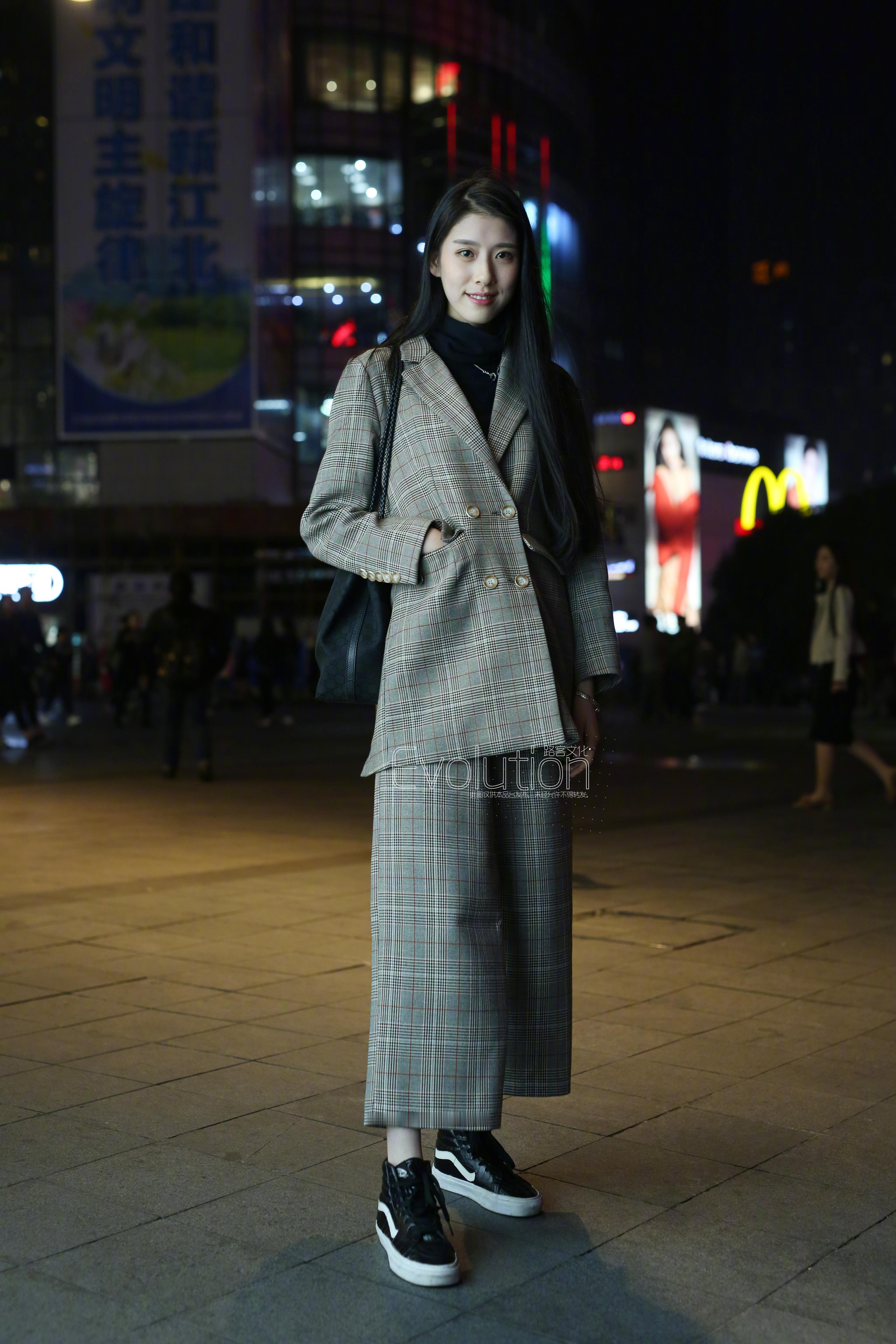 重庆最近依旧很热如果你要来避暑我们还是欢迎 ​​​