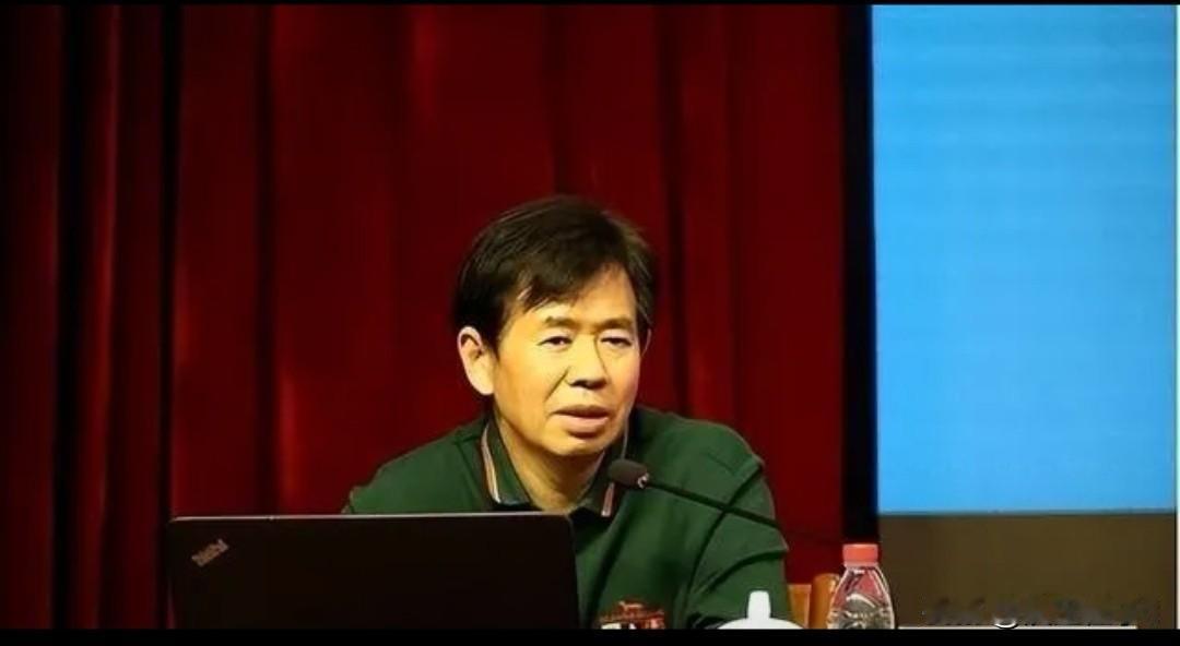 中美开战双输定局
 
中美开战双方都讨不着好。
 
戴旭实打实点明冲突走向。中国