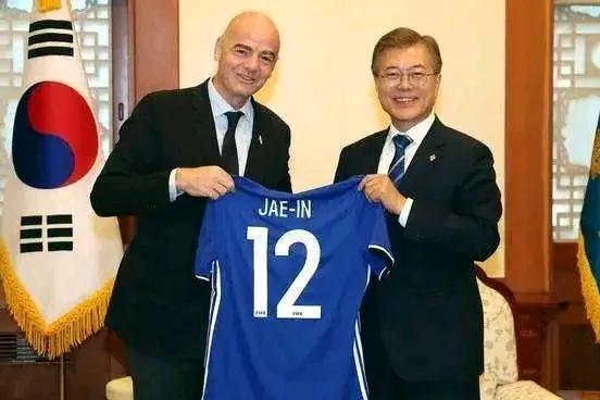 国际足联主席因凡蒂诺访问韩国是为了救国足？别想太多了！人家只是一个正常访问，别把