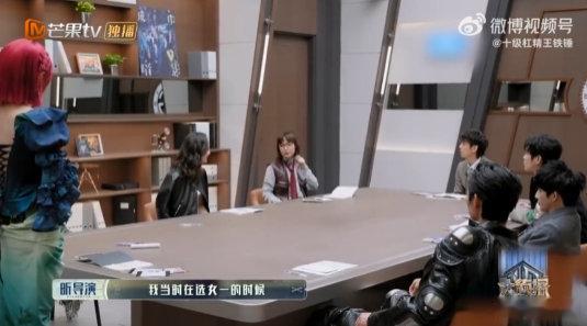 王鸥的人生信条就是大女主   大侦探我在竖莱坞拍短剧   大侦探开播  王鸥用自