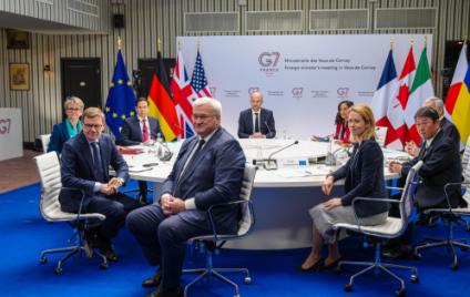 美国国务卿卢比奥今天发文说：“今天在七国集团峰会上，我重申，特朗普总统致力于尽快